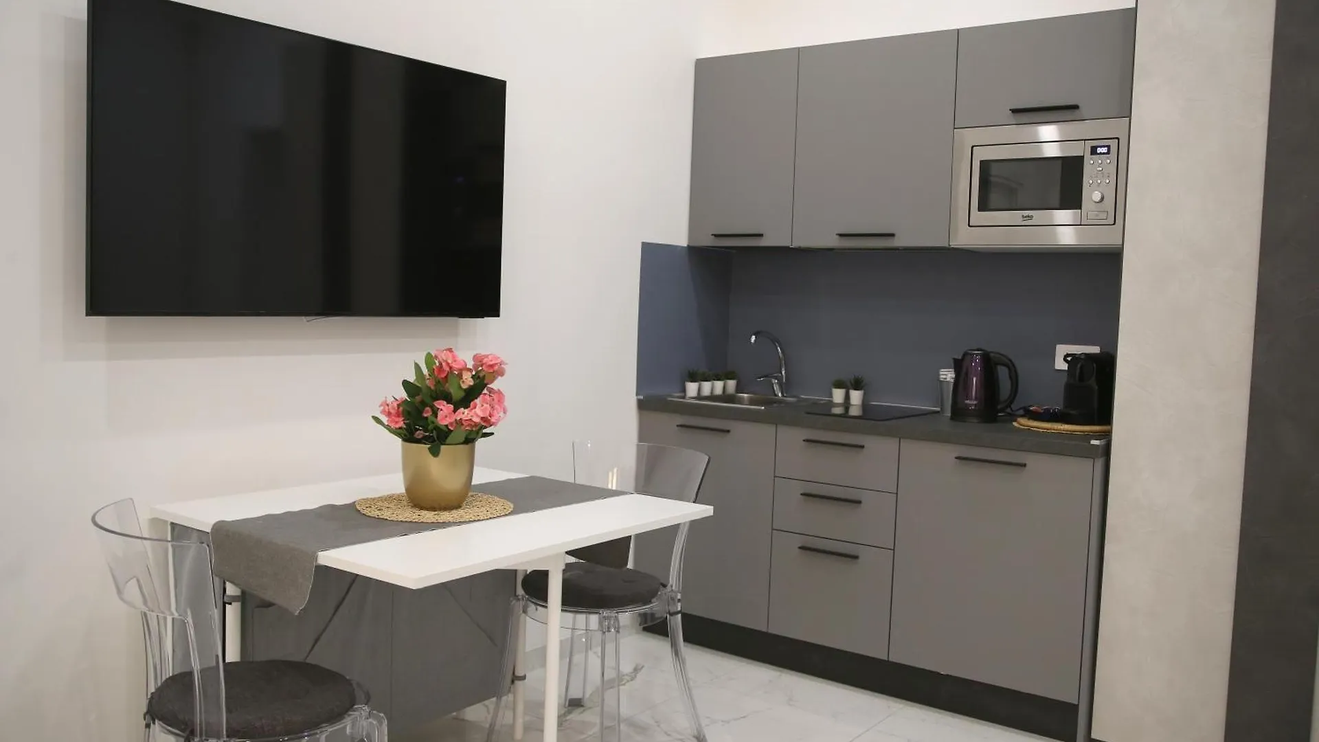 Apartment Emma And Livia'S Vatican Suite 1 Rome Italy