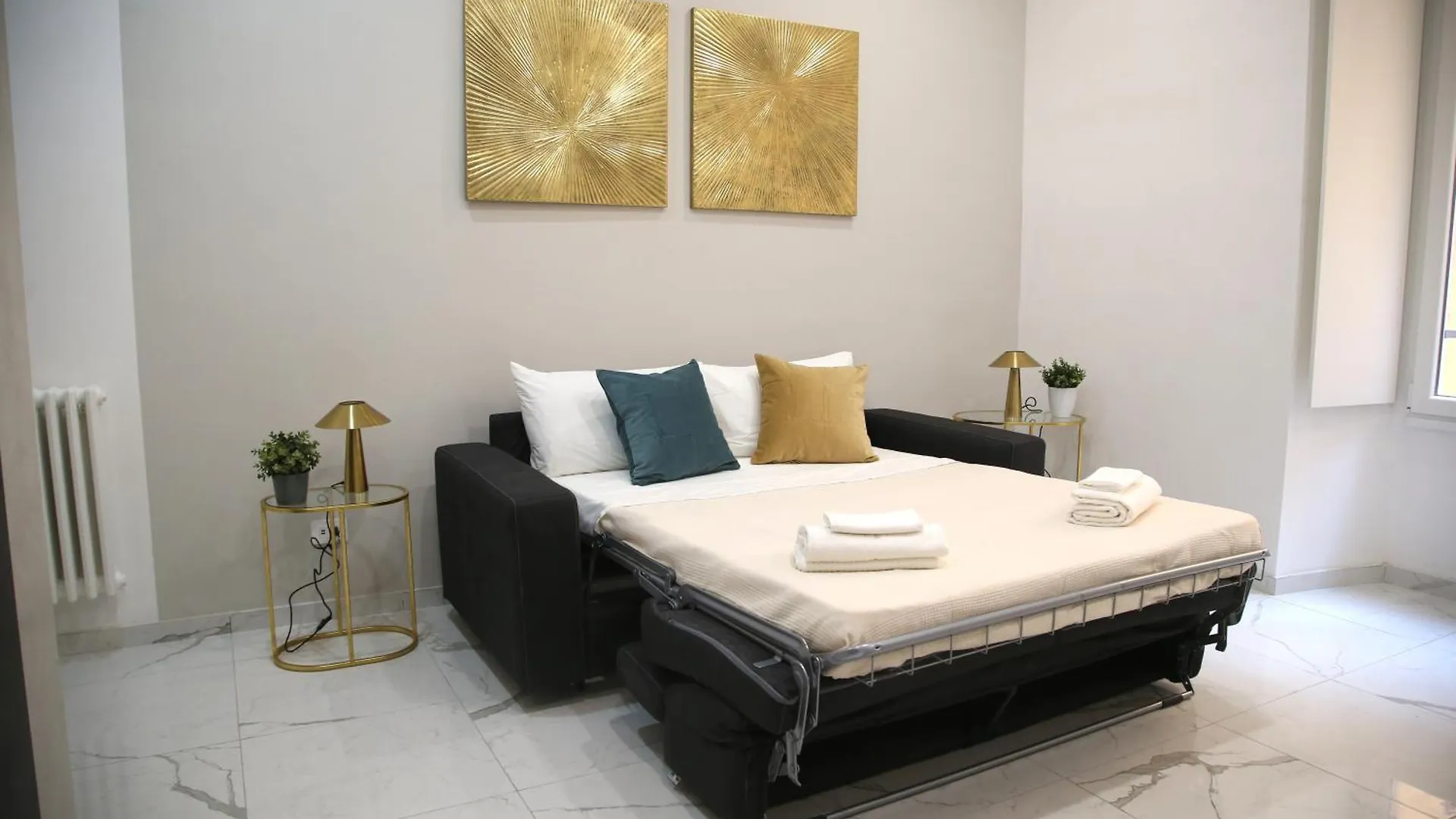 Emma And Livia'S Vatican Suite 1 Rom